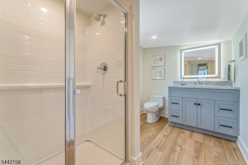 570 Spring Mills Rd. Alexandria, NJ 08848