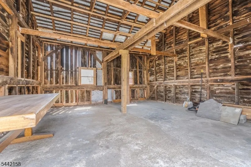 570 Spring Mills Rd. Alexandria, NJ 08848