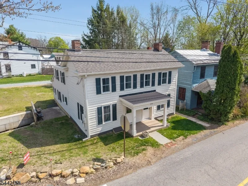 570 Spring Mills Rd. Alexandria, NJ 08848