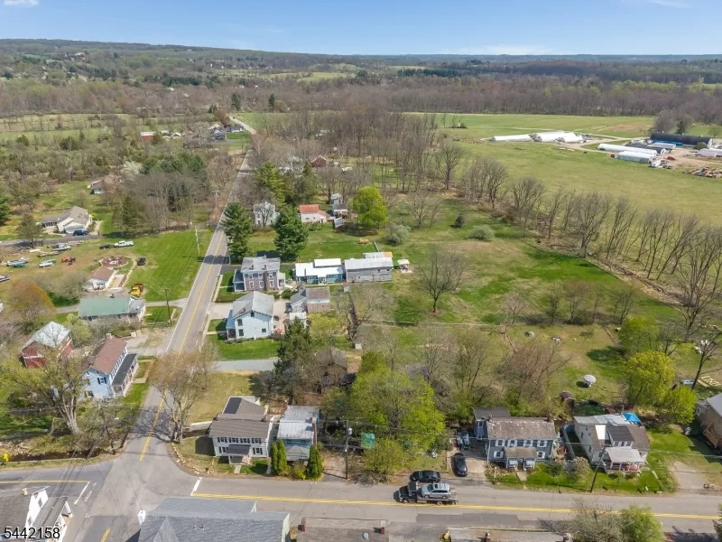 570 Spring Mills Rd. Alexandria, NJ 08848