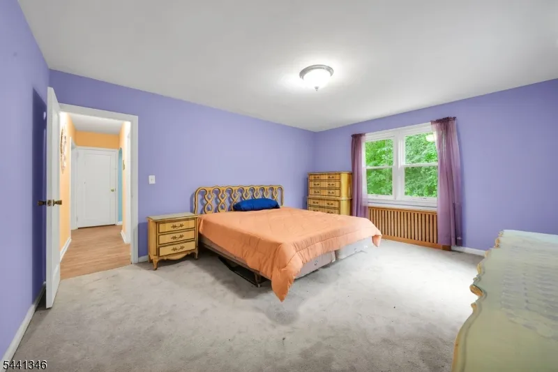 24 Lakeside Dr Parsippany-Troy Hills, NJ 07005