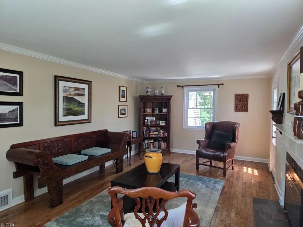 137 Passaic Ave Summit City, NJ 07901
