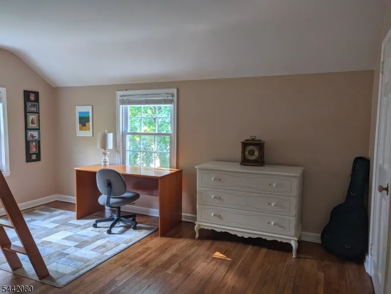 137 Passaic Ave Summit City, NJ 07901