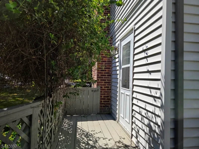 137 Passaic Ave Summit City, NJ 07901