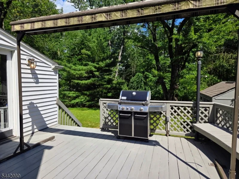 137 Passaic Ave Summit City, NJ 07901