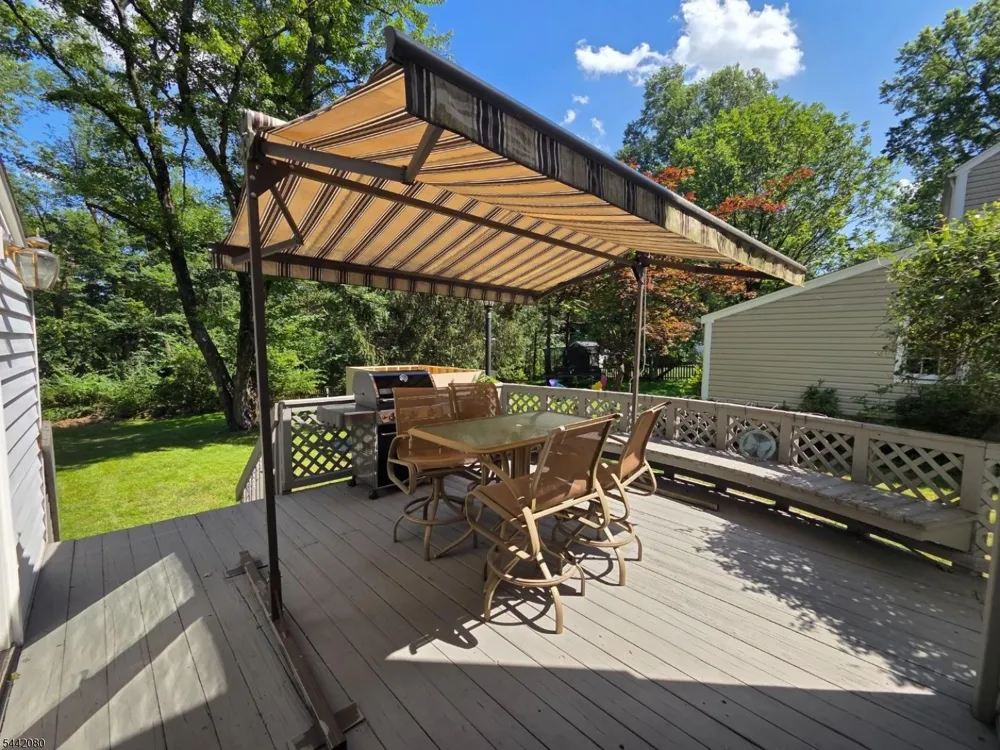 137 Passaic Ave Summit City, NJ 07901