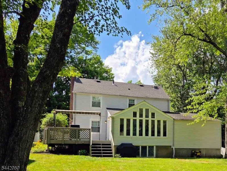 137 Passaic Ave Summit City, NJ 07901