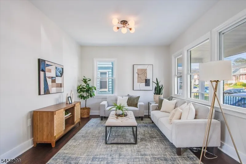 108 Hillside Ter Irvington, NJ 07111