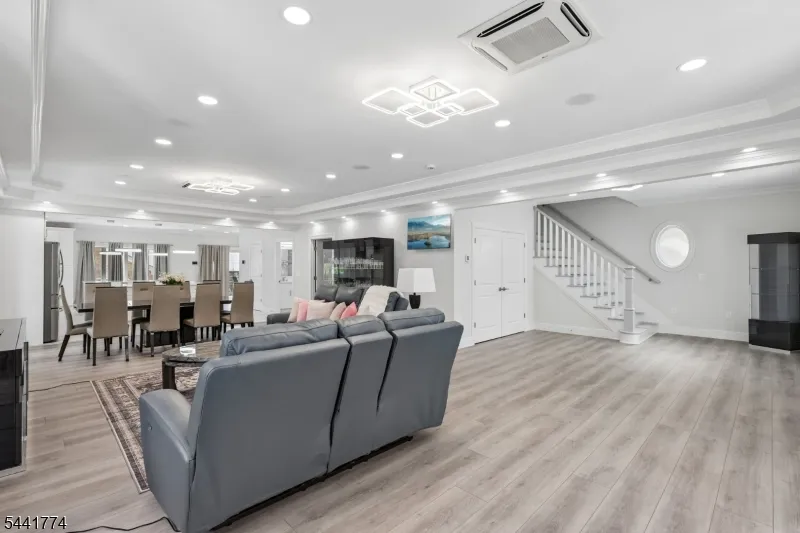 11 Linden Ave Kearny Town, NJ 07032