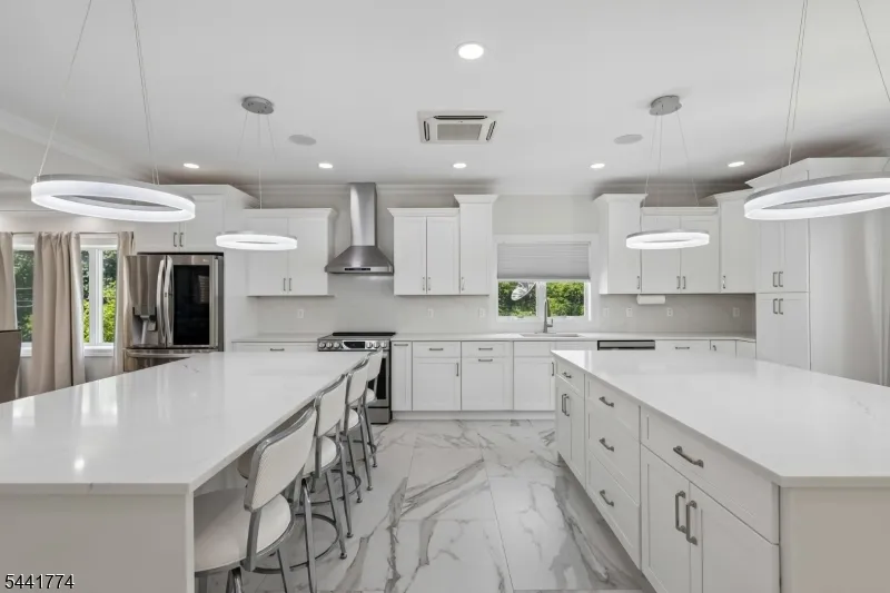 11 Linden Ave Kearny Town, NJ 07032