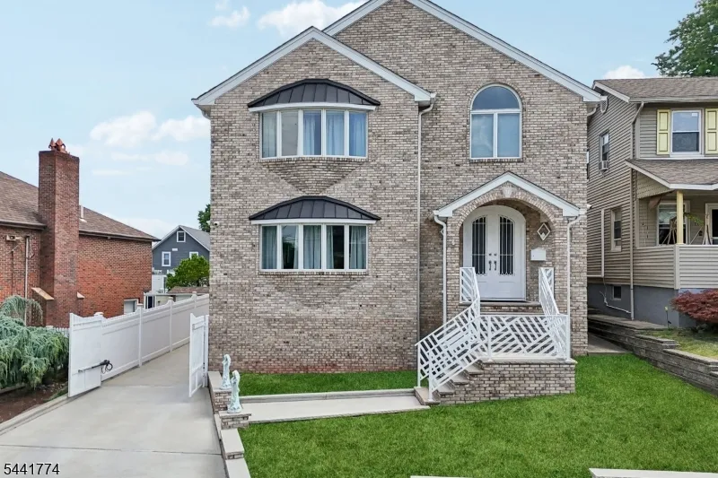 11 Linden Ave Kearny Town, NJ 07032