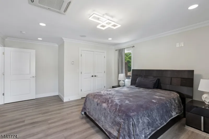 11 Linden Ave Kearny Town, NJ 07032