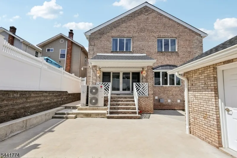 11 Linden Ave Kearny Town, NJ 07032