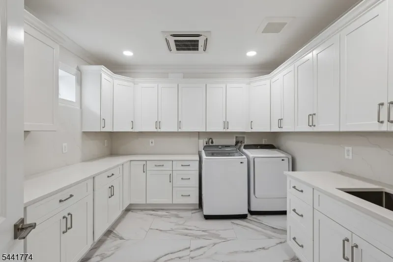 11 Linden Ave Kearny Town, NJ 07032