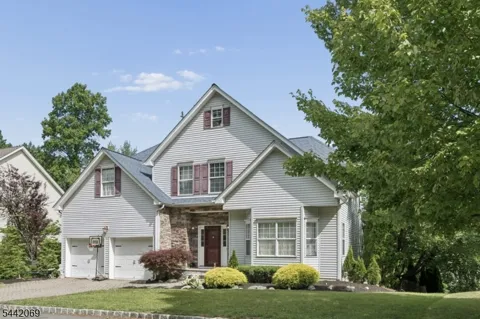 16 Bowers Dr