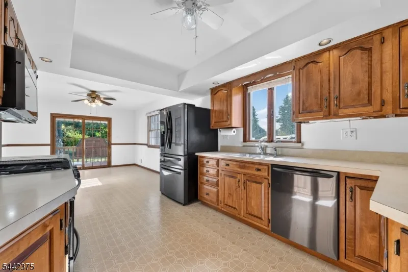 117 Madison Dr South Plainfield, NJ 07080