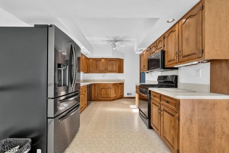 117 Madison Dr South Plainfield, NJ 07080