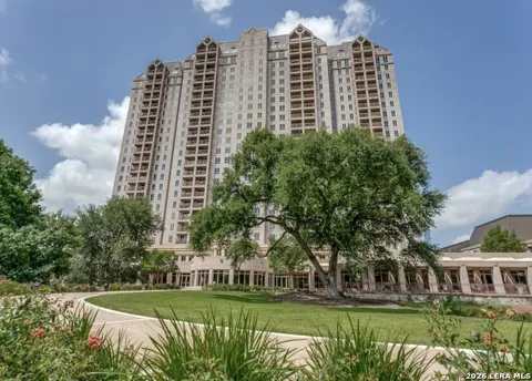 1 Towers Park Ln #1703