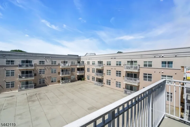 400 E Front St #415 Unit 415 Plainfield City, NJ 07060
