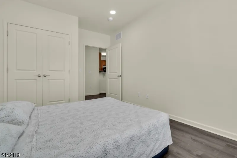 400 E Front St #415 Unit 415 Plainfield City, NJ 07060