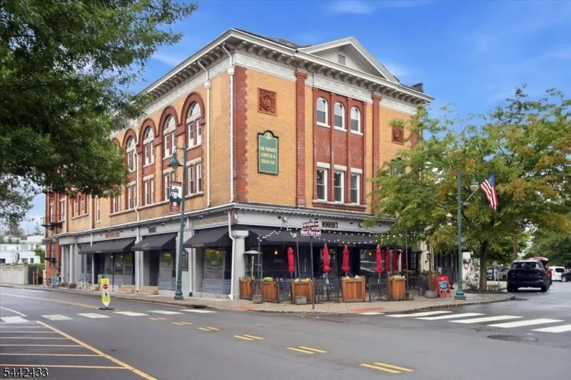 57 Michigan Ave Summit City, NJ 07901