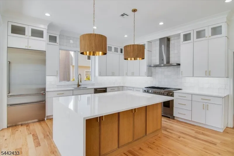 57 Michigan Ave Summit City, NJ 07901