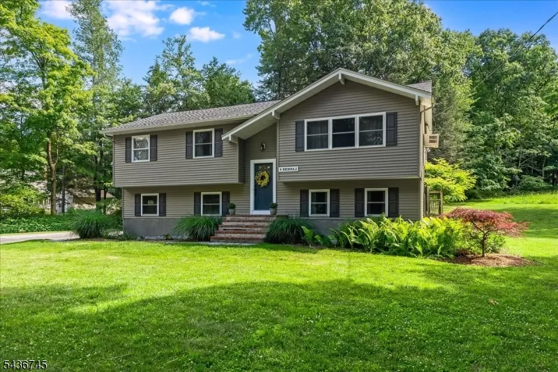 9 Wehrli Rd Washington, NJ 07853