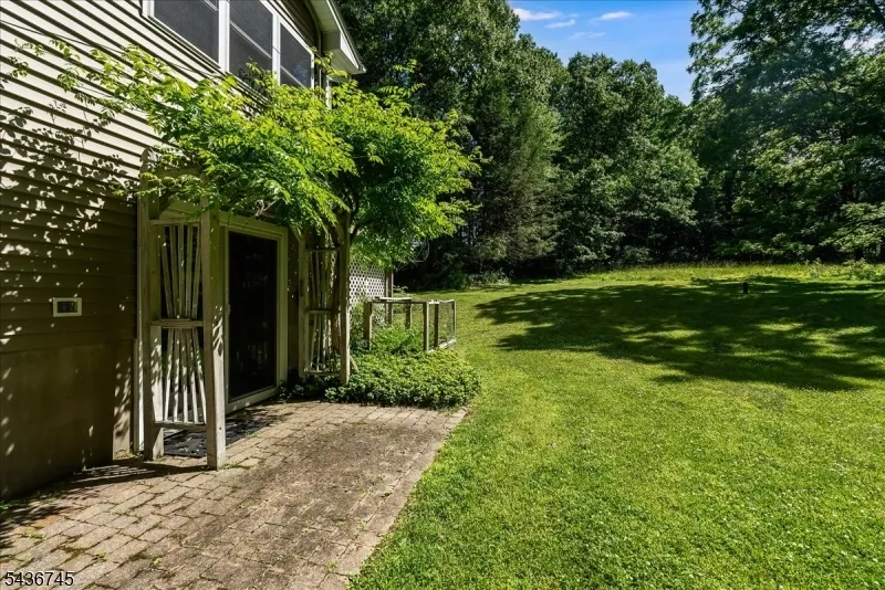 9 Wehrli Rd Washington, NJ 07853