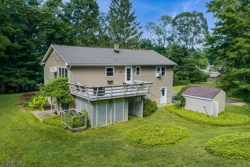 9 Wehrli Rd Washington, NJ 07853