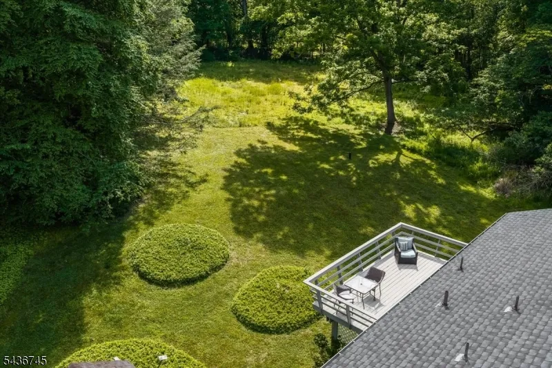 9 Wehrli Rd Washington, NJ 07853