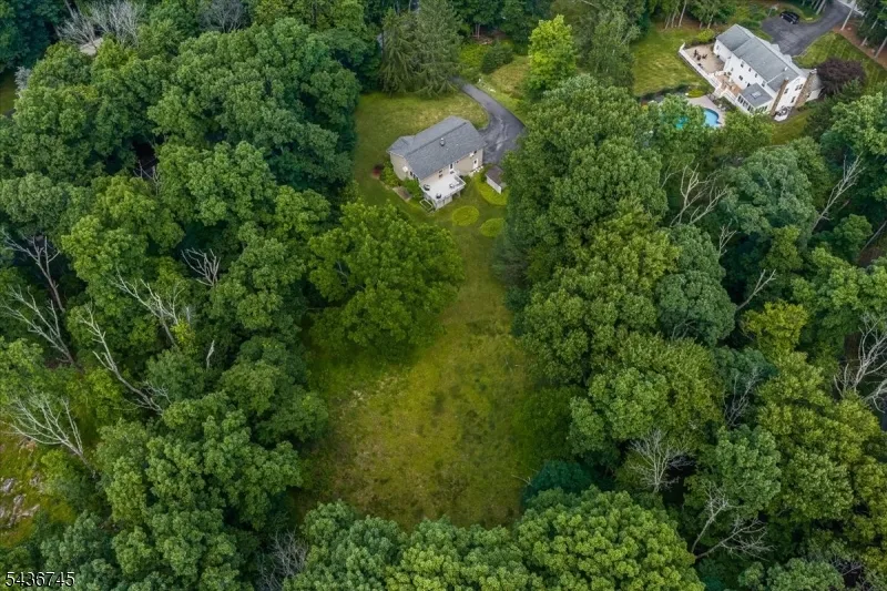 9 Wehrli Rd Washington, NJ 07853