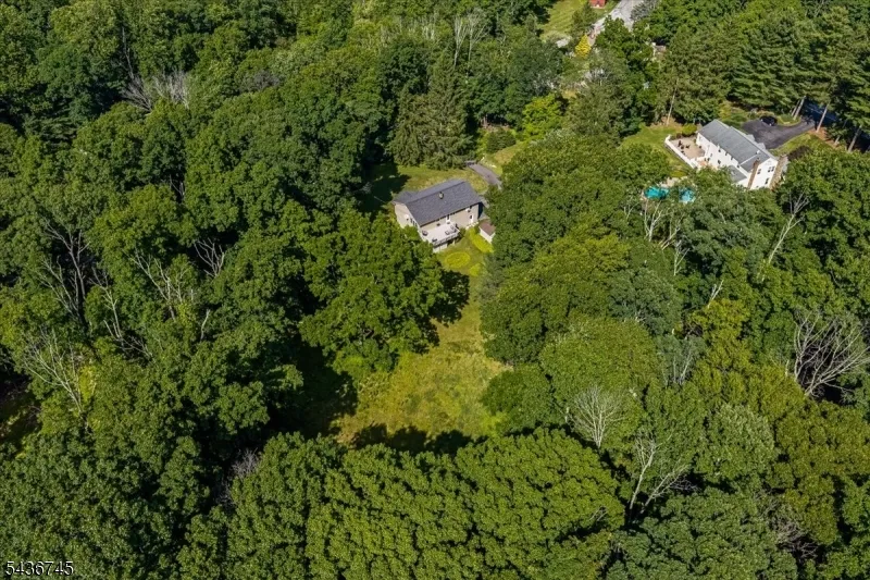 9 Wehrli Rd Washington, NJ 07853