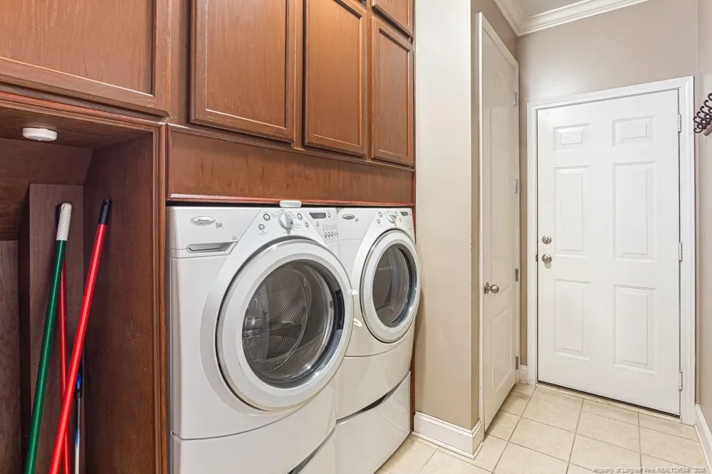 1670 Pristine Lane Hope Mills, NC 28348