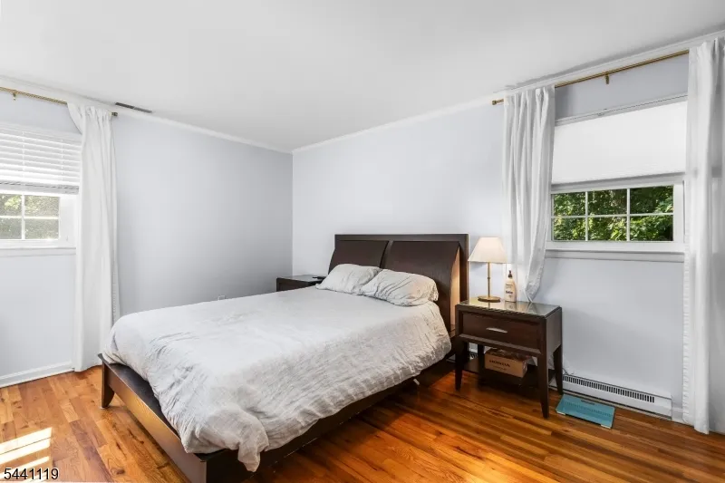 2 Arrowhead Dr Washington, NJ 07853