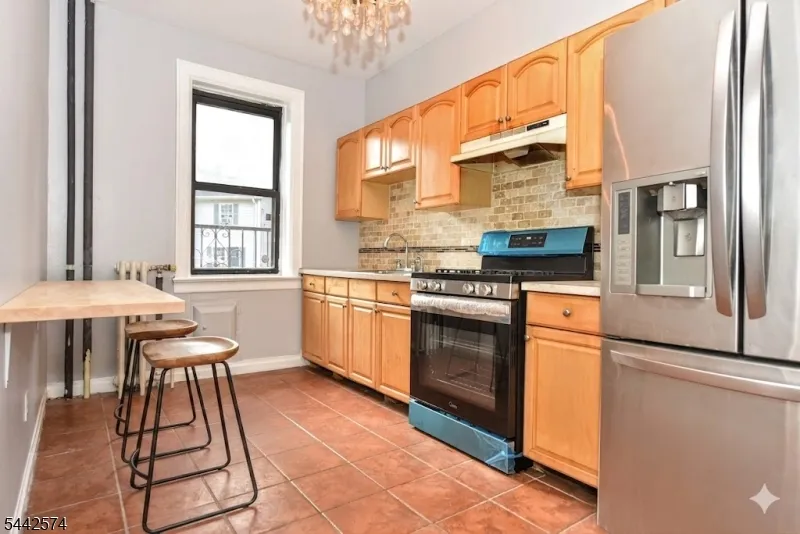 303 Hamilton Pl #A4 Unit A4 Hackensack City, NJ 07601