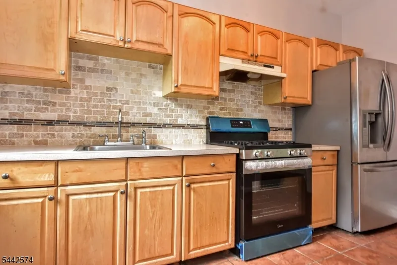 303 Hamilton Pl #A4 Unit A4 Hackensack City, NJ 07601