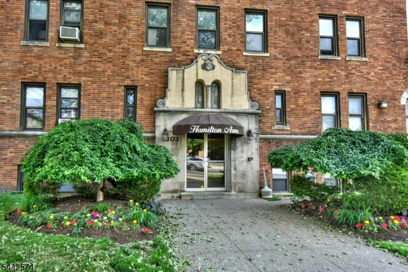 303 Hamilton Pl #A4 Unit A4 Hackensack City, NJ 07601