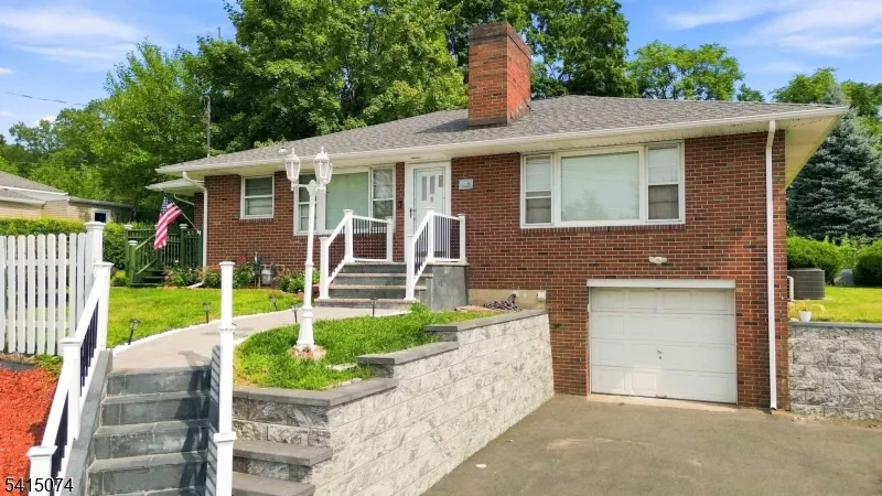 1 Roy St Rockaway, NJ 07801