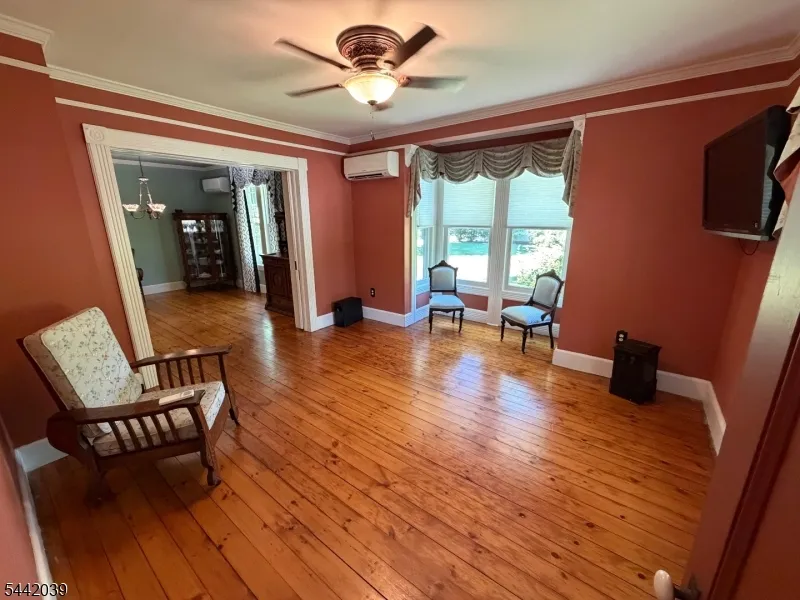 689 Bartley Rd Mount Olive, NJ 07930
