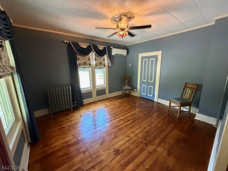 689 Bartley Rd Mount Olive, NJ 07930