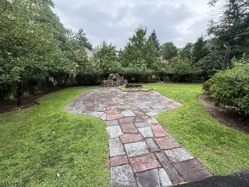 76 Linwood Ave Midland Park, NJ 07432