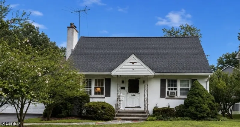 76 Linwood Ave Midland Park, NJ 07432