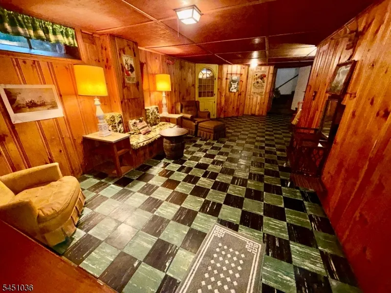 76 Linwood Ave Midland Park, NJ 07432