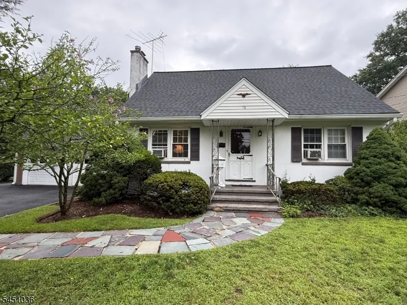 76 Linwood Ave Midland Park, NJ 07432