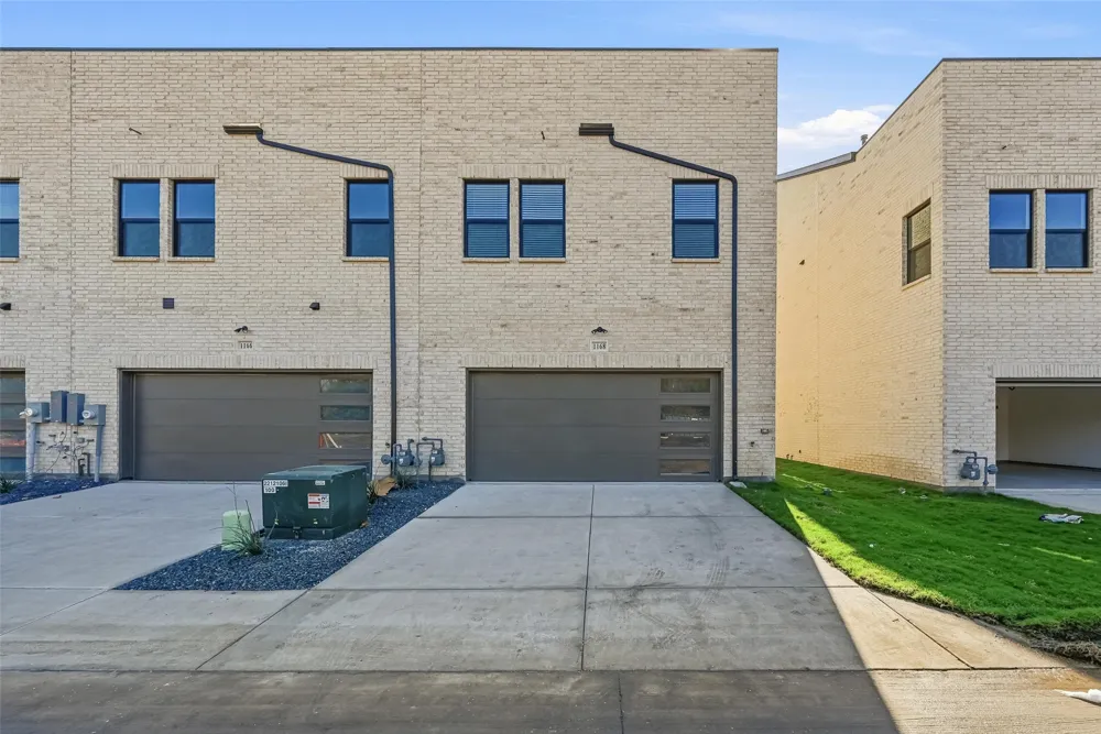 1168 DAYBREAK DRIVE #1168 Allen, TX 75013