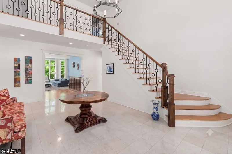 2 Cobblefield Rd Mendham, NJ 07945