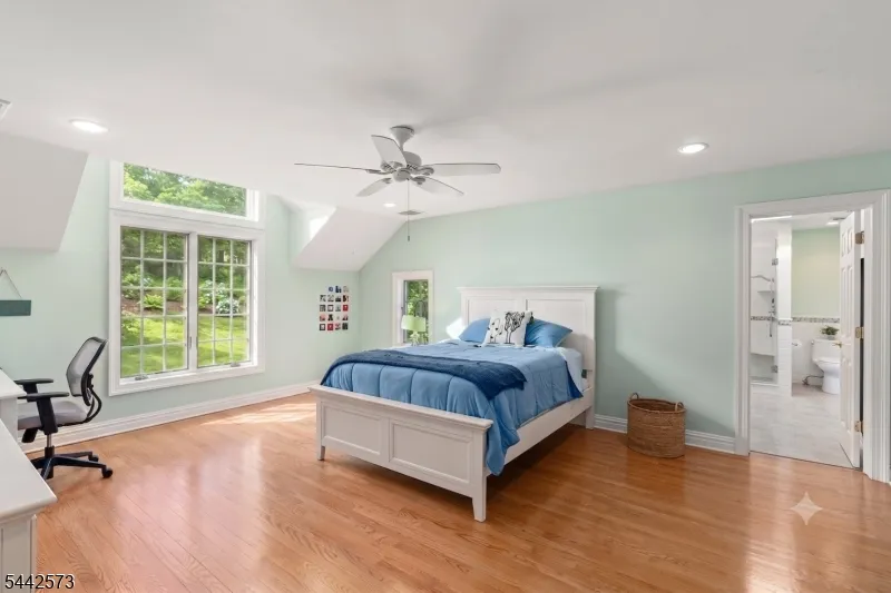 2 Cobblefield Rd Mendham, NJ 07945
