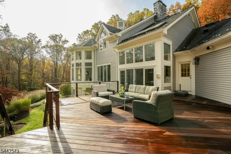 2 Cobblefield Rd Mendham, NJ 07945