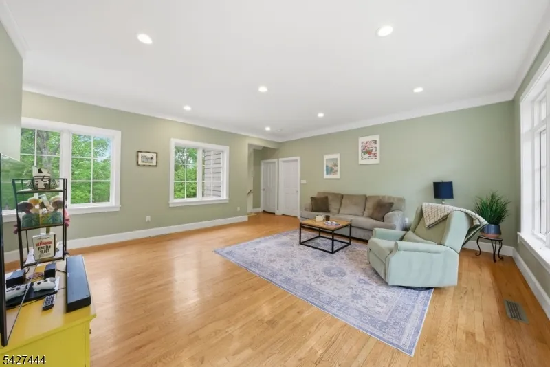 156 Kingsland Rd Boonton, NJ 07005