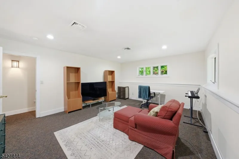 156 Kingsland Rd Boonton, NJ 07005